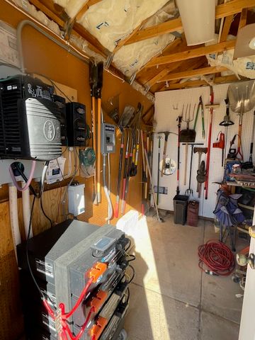 21422 S Appaloosa Road, Yucca, AZ 86438