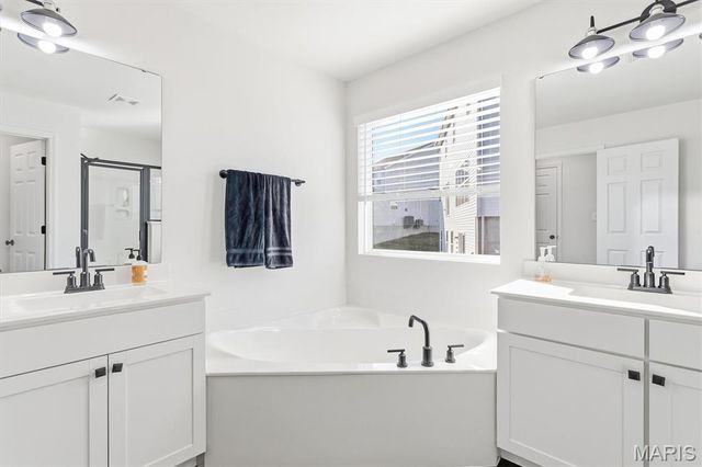 17513 Wyman Ridge Drive, Eureka, MO 63025