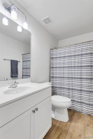 17513 Wyman Ridge Drive, Eureka, MO 63025