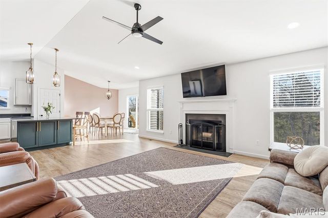 17513 Wyman Ridge Drive, Eureka, MO 63025