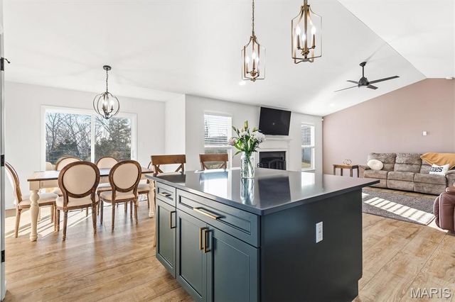 17513 Wyman Ridge Drive, Eureka, MO 63025