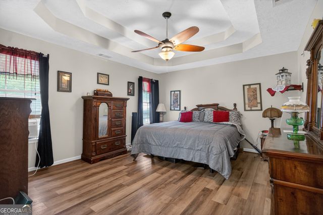 210 Old Pond Road, Lagrange, GA 30241