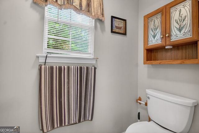 210 Old Pond Road, Lagrange, GA 30241