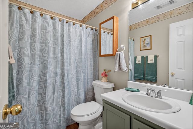 210 Old Pond Road, Lagrange, GA 30241