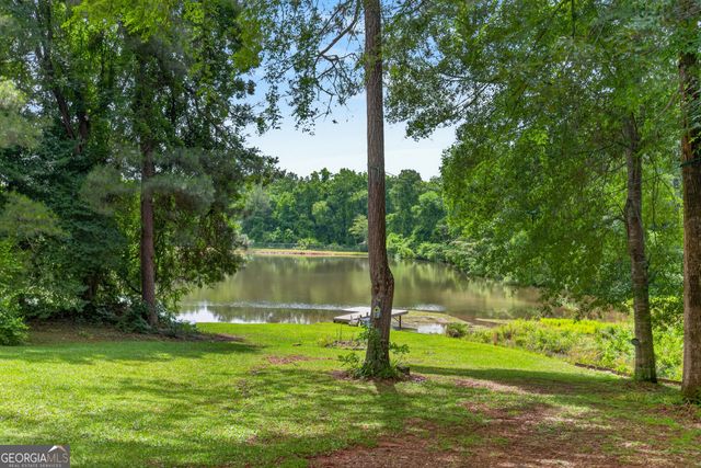 210 Old Pond Road, Lagrange, GA 30241