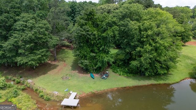 210 Old Pond Road, Lagrange, GA 30241