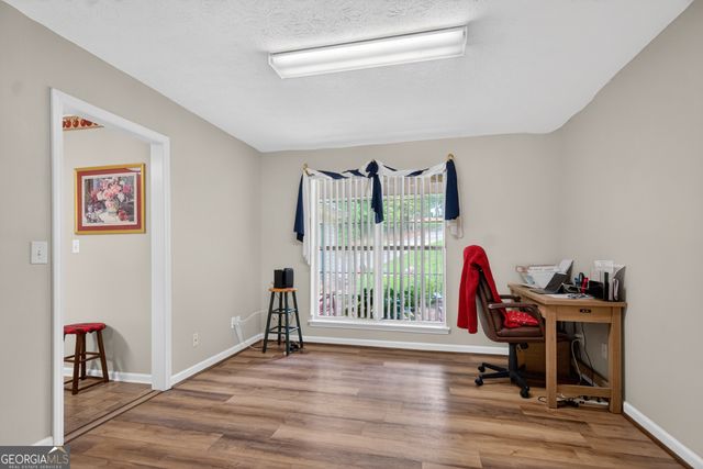 210 Old Pond Road, Lagrange, GA 30241