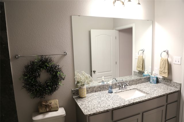 500 Oxford Lane, Troy, TX 76579