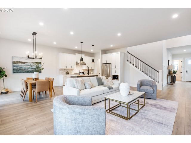 16257 Nw Holman Way, Portland, OR 97229