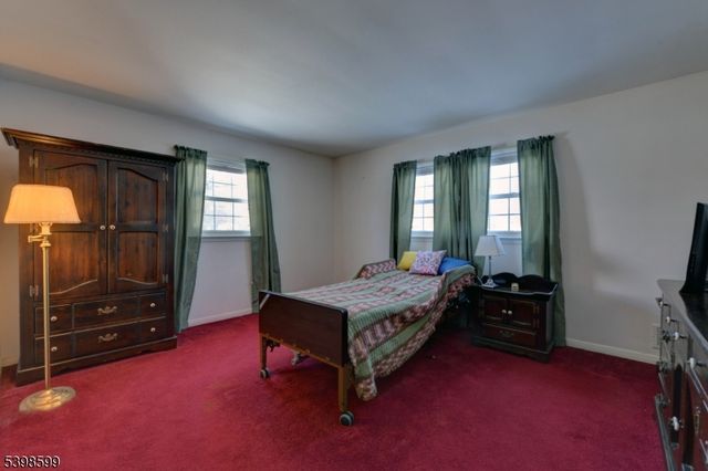 17 Garden Pl, Pequannock Twp., NJ 07444