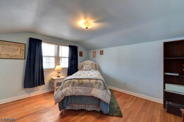 17 Garden Pl, Pequannock Twp., NJ 07444