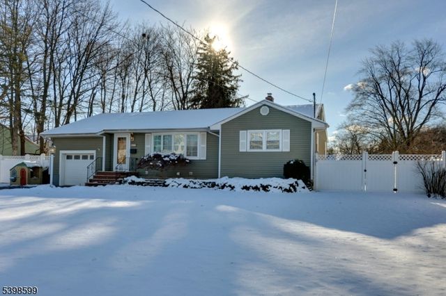 17 Garden Pl, Pequannock Twp., NJ 07444