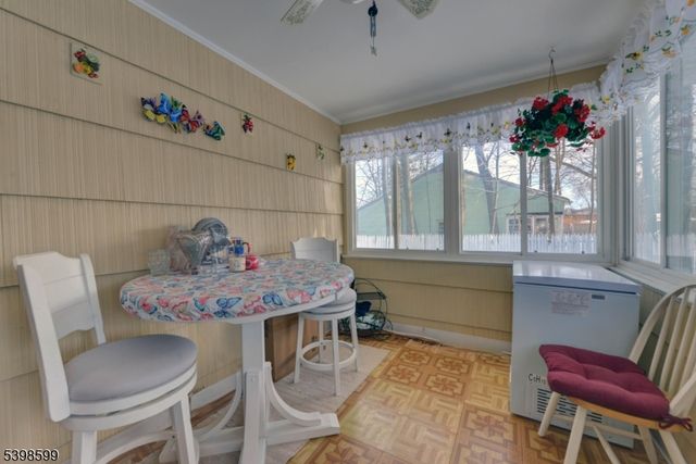 17 Garden Pl, Pequannock Twp., NJ 07444