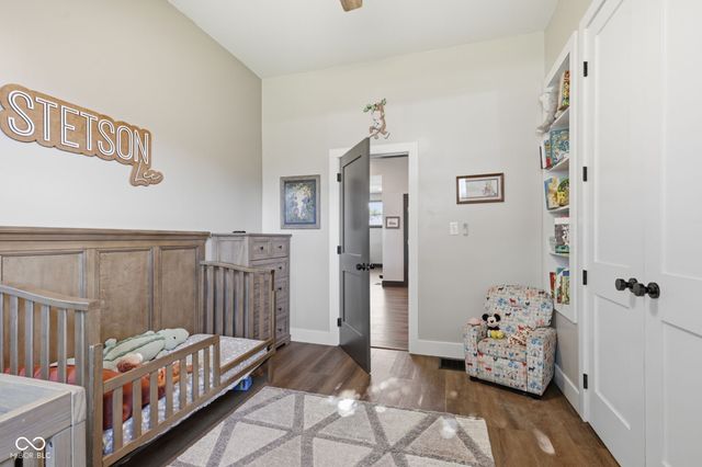 20 W Locust Street, Shelbyville, IN 46176