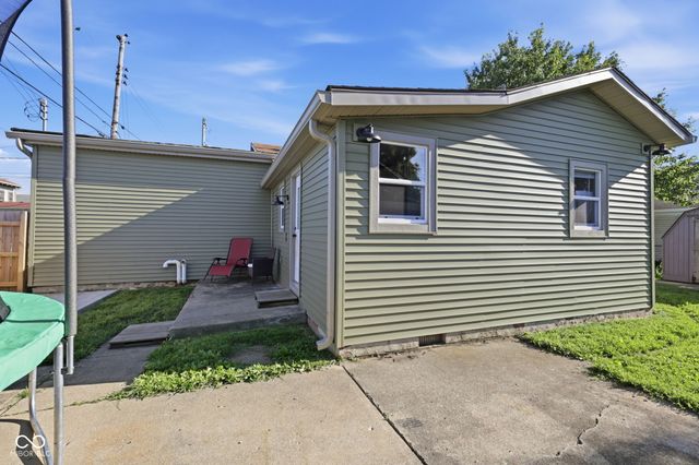 20 W Locust Street, Shelbyville, IN 46176