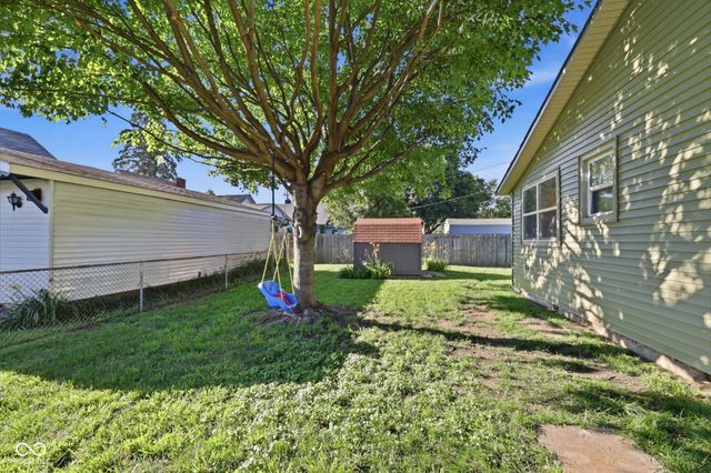 20 W Locust Street, Shelbyville, IN 46176