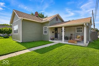 20 W Locust Street, Shelbyville, IN 46176