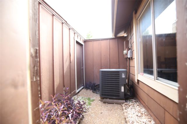 12581 Wellington Park Drive, Houston, TX 77072