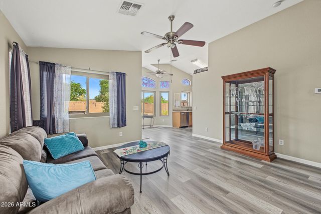 29413 N BLACKFOOT DAISY Drive, San Tan Valley, AZ 85143