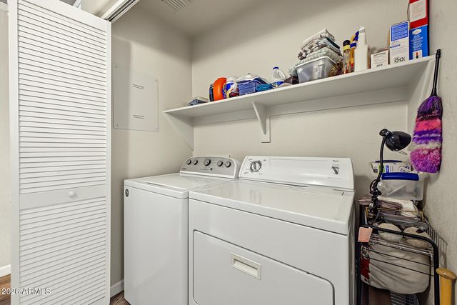 29413 N BLACKFOOT DAISY Drive, San Tan Valley, AZ 85143