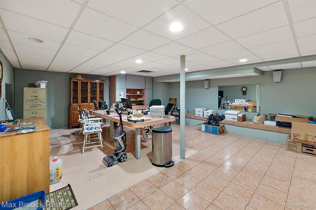 1319 Charrington Road, Bloomfield Hills, MI 48301