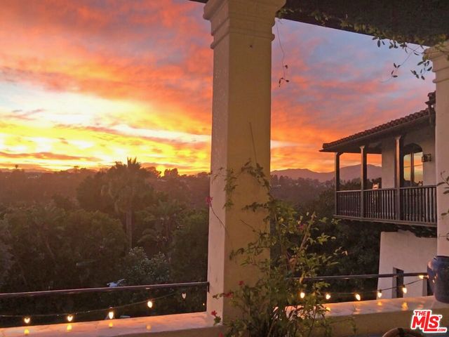 242 MABERY Road, Santa Monica, CA 90402