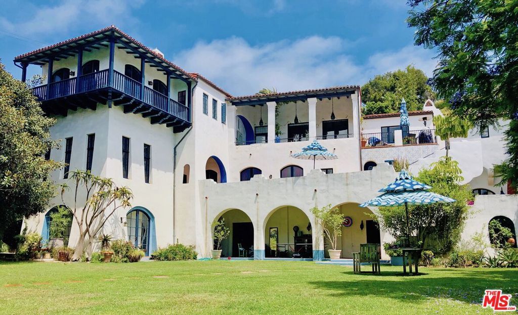 242 MABERY Road, Santa Monica, CA 90402