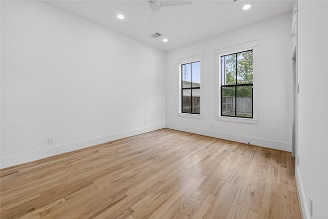 1308 Bingham Street, Houston, TX 77007