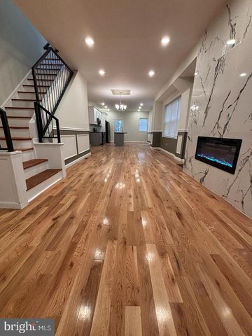 6723 N CARLISLE ST, Philadelphia, PA 19126