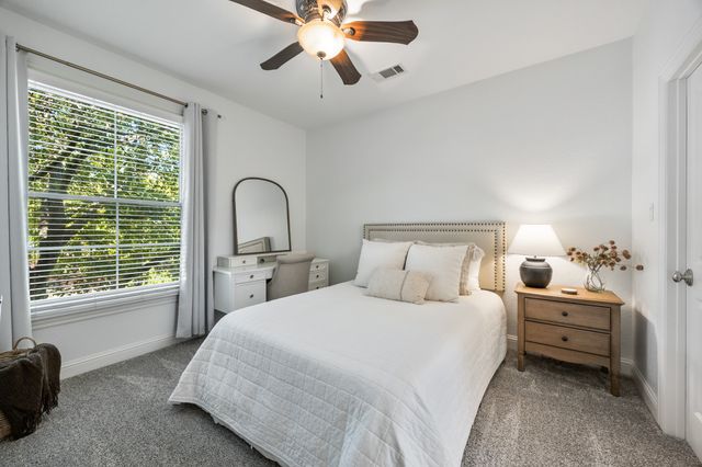 2623 N Garrett Avenue, Dallas, TX 75206