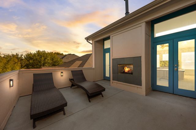 2623 N Garrett Avenue, Dallas, TX 75206