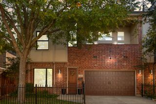 2623 N Garrett Avenue, Dallas, TX 75206
