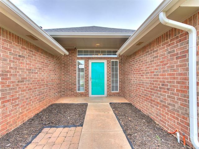 3213 Bismarc Lane, Norman, OK 73072