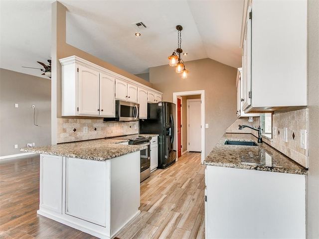3213 Bismarc Lane, Norman, OK 73072