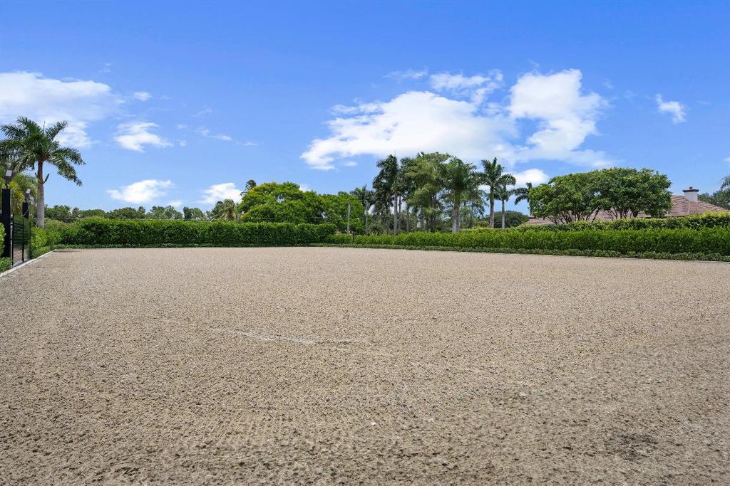 Image 23 of property listing at 14410 Equestrian Way, Wellington, FL 33414