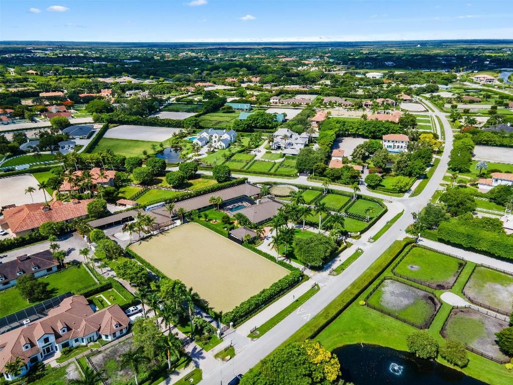 Image 30 of property listing at 14410 Equestrian Way, Wellington, FL 33414