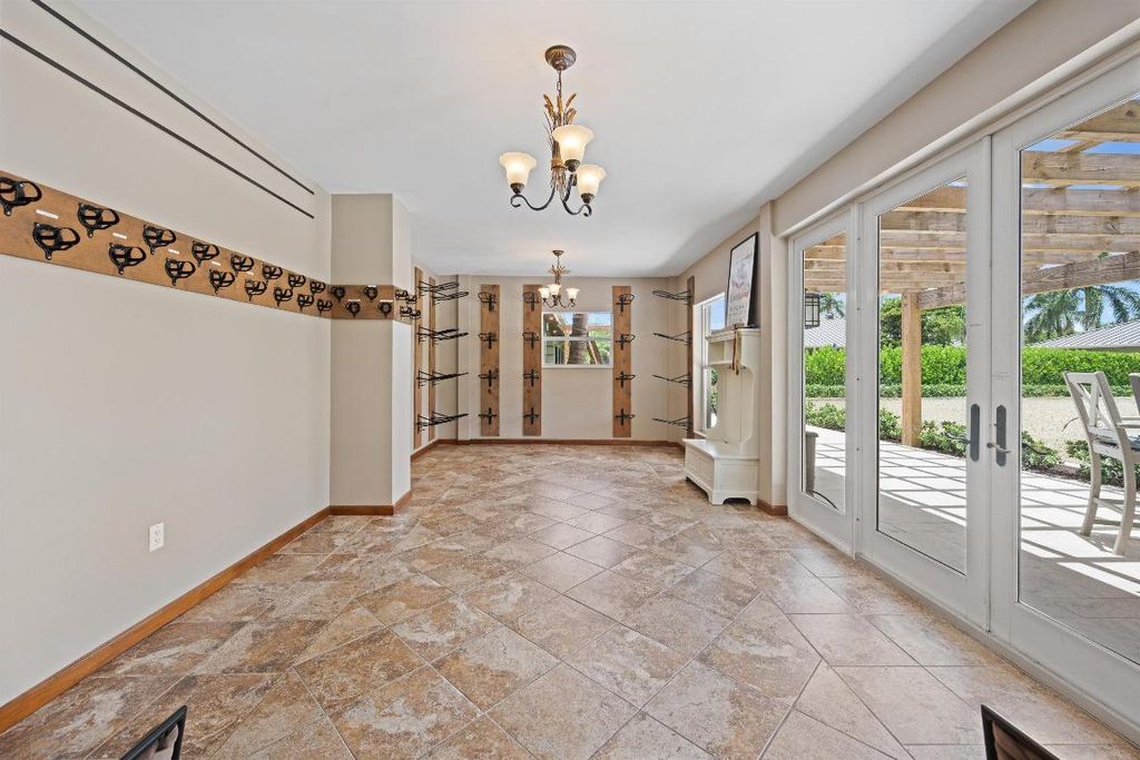 Image 5 of property listing at 14410 Equestrian Way, Wellington, FL 33414