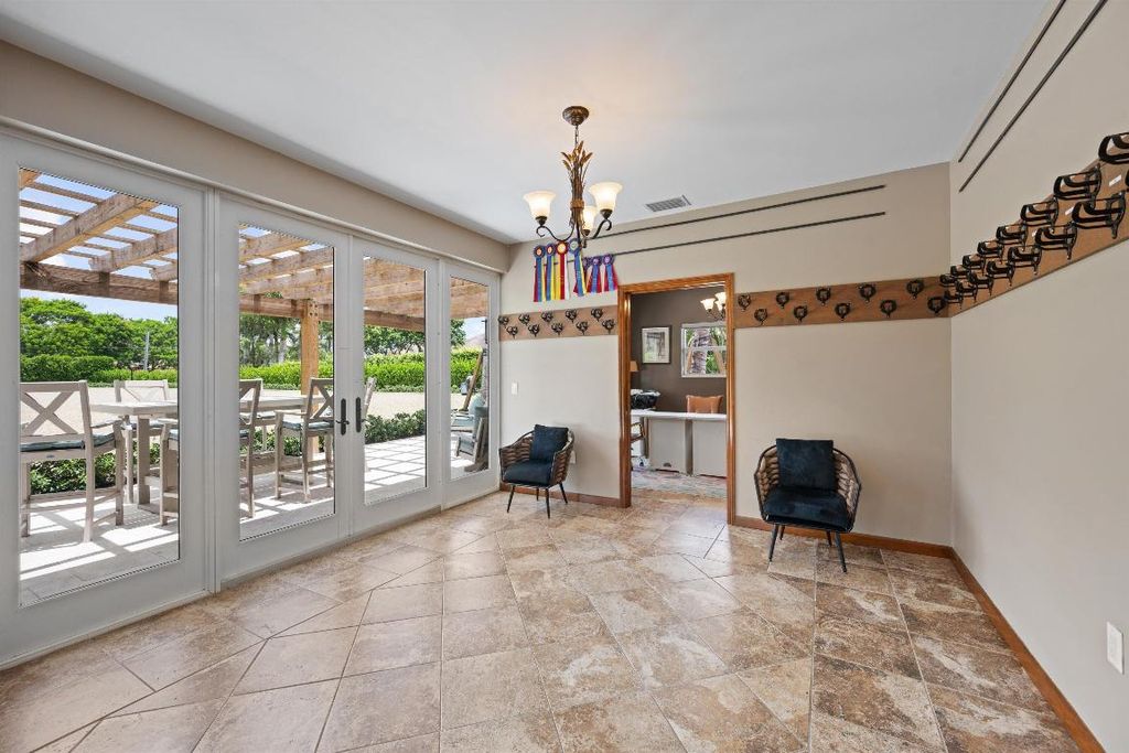 Image 6 of property listing at 14410 Equestrian Way, Wellington, FL 33414
