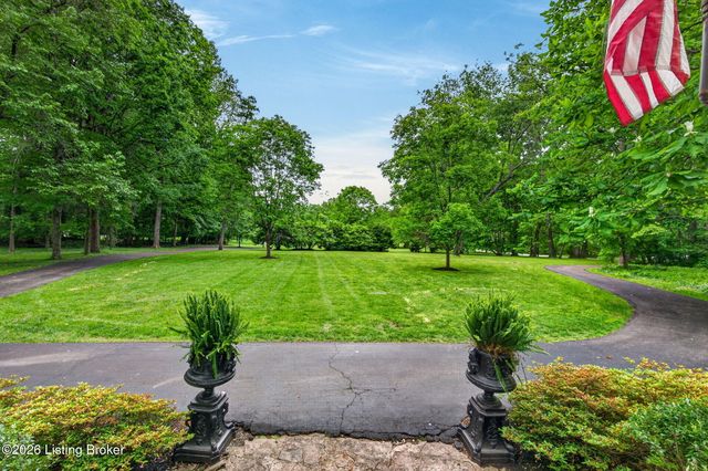 115 Tuliphurst Dr, Pewee Valley, KY 40056