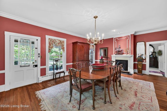 115 Tuliphurst Dr, Pewee Valley, KY 40056