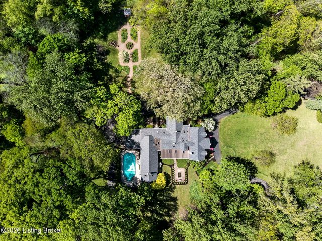 115 Tuliphurst Dr, Pewee Valley, KY 40056