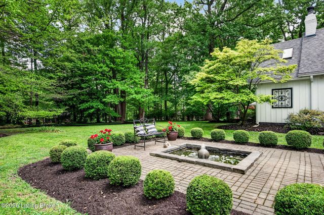 115 Tuliphurst Dr, Pewee Valley, KY 40056