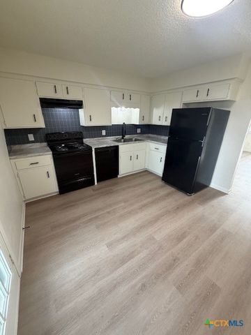 1005 Eastside Drive A, Killeen, TX 76543