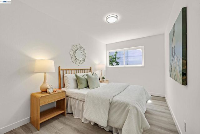 5195 Camino Alta Mira, Castro Valley, CA 94546