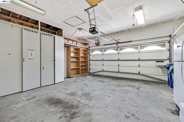 5195 Camino Alta Mira, Castro Valley, CA 94546