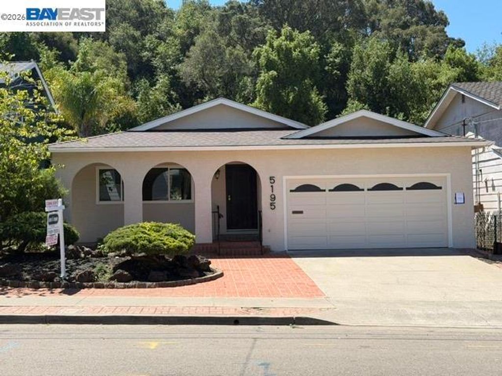5195 Camino Alta Mira, Castro Valley, CA 94546