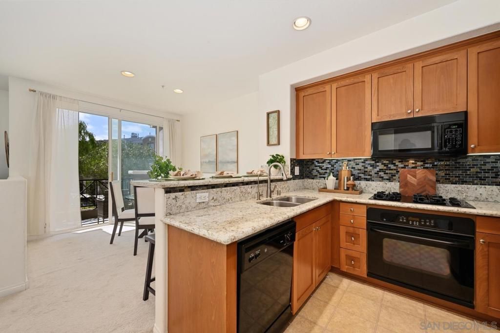 4611 Central Plaza, San Diego, CA 92123 — photo 2