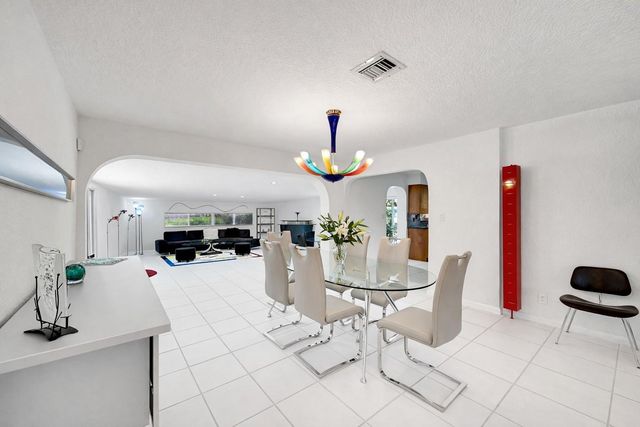 3044 NE 15th Terrace, Oakland Park, FL 33334