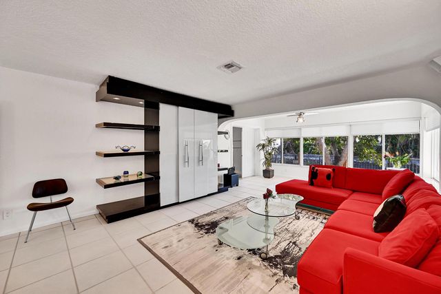 3044 NE 15th Terrace, Oakland Park, FL 33334