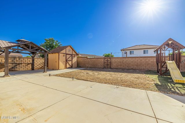 45123 Palm Lane, Lancaster, CA 93535